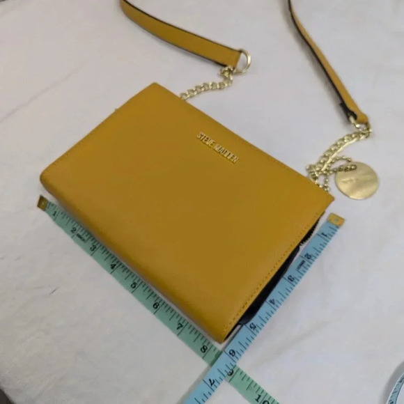 Steve Madden Mustard yellow wallet purse crossbody, zip and snap closure, S5 - Picture 9 of 9
